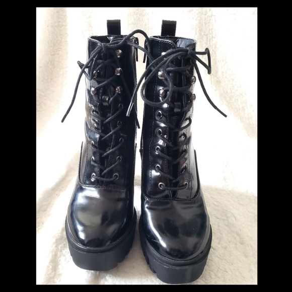 Forever21:Size:6/Black Faux Leather Boots - Picture 5 of 10